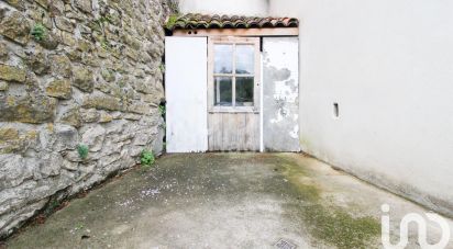 House 4 rooms of 85 m² in Saint-Beaulize (12540)