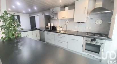 Apartment 3 rooms of 79 m² in Rive-de-Gier (42800)