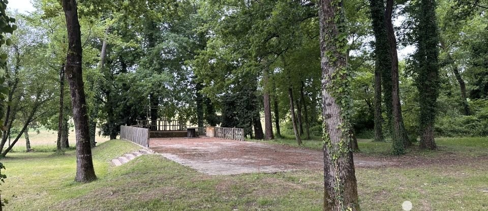Maison traditionnelle 5 pièces de 193 m² à Orignolles (17210)