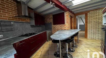 Maison 8 pièces de 144 m² à Esquerdes (62380)