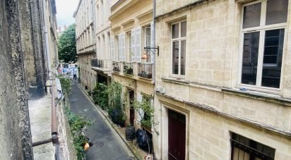 Appartement 2 pièces de 51 m² à Bordeaux (33000)