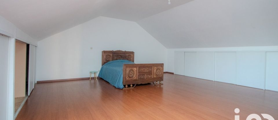 Maison 7 pièces de 152 m² à Maurepas (78310)