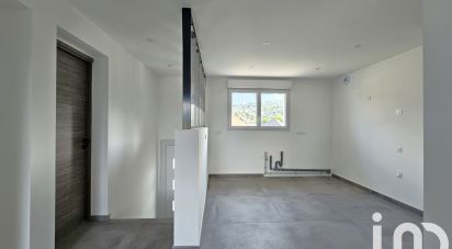 Apartment 4 rooms of 79 m² in Barby (73230)