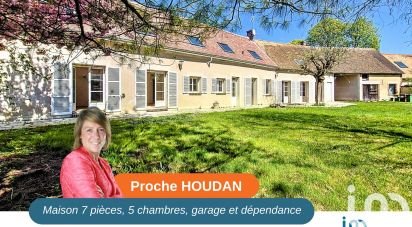 Maison 7 pièces de 210 m² à Houdan (78550)