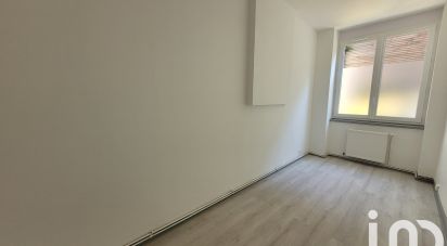 Apartment 3 rooms of 61 m² in Saint-Étienne (42000)