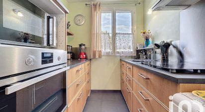 Apartment 4 rooms of 60 m² in Cachan (94230)