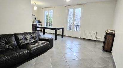 Appartement 3 pièces de 65 m² à Saint-Priest-en-Jarez (42270)