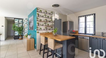 Pavilion 6 rooms of 118 m² in Lachelle (60190)