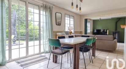 House 7 rooms of 130 m² in Villers-sous-Saint-Leu (60340)