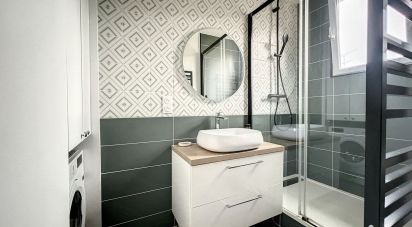 Appartement 2 pièces de 53 m² à Paris (75020)