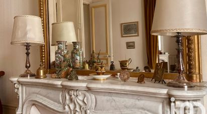 Apartment 4 rooms of 94 m² in Paris (75007)