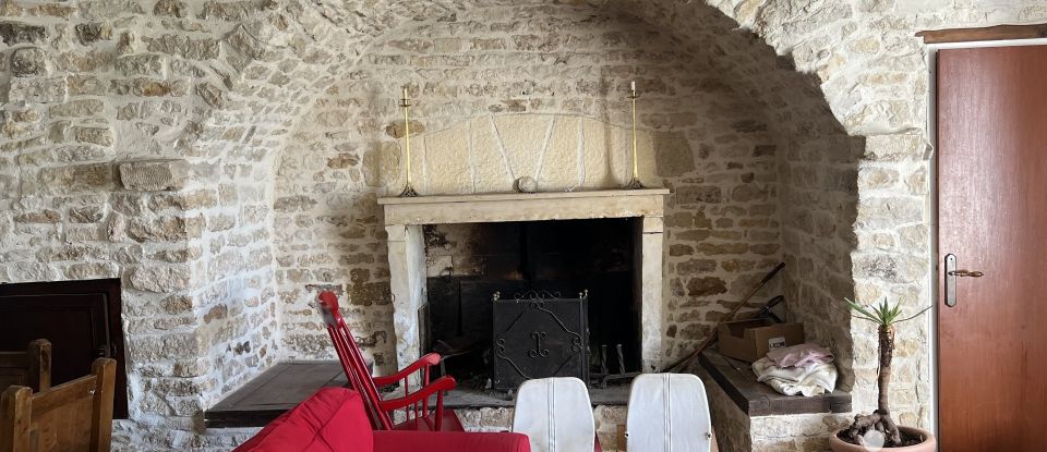 Maison rustique 7 pièces de 192 m² à - (79110)
