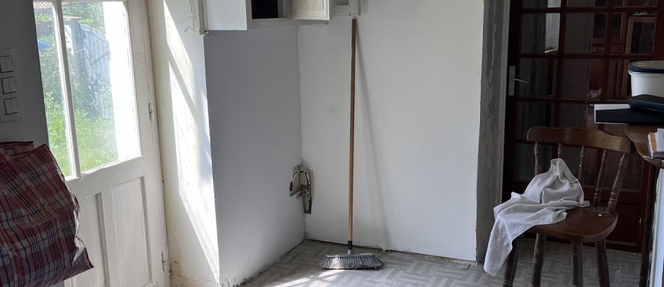 Maison rustique 7 pièces de 192 m² à - (79110)
