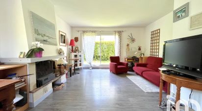 House 6 rooms of 132 m² in Buc (78530)