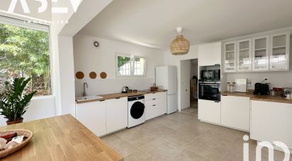 Maison traditionnelle 4 pièces de 90 m² à Six-Fours-les-Plages (83140)