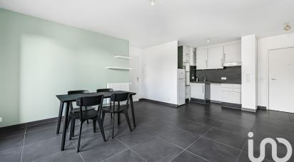 Appartement 3 pièces de 65 m² à Montreuil (93100)