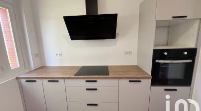 Apartment 4 rooms of 93 m² in Lescar (64230)