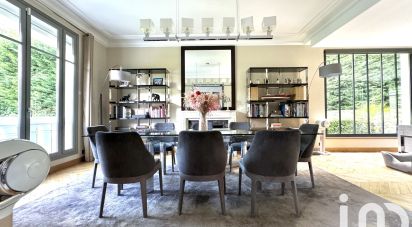 Maison 10 pièces de 364 m² à Sceaux (92330)