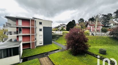 Apartment 4 rooms of 85 m² in Saint-Priest-en-Jarez (42270)