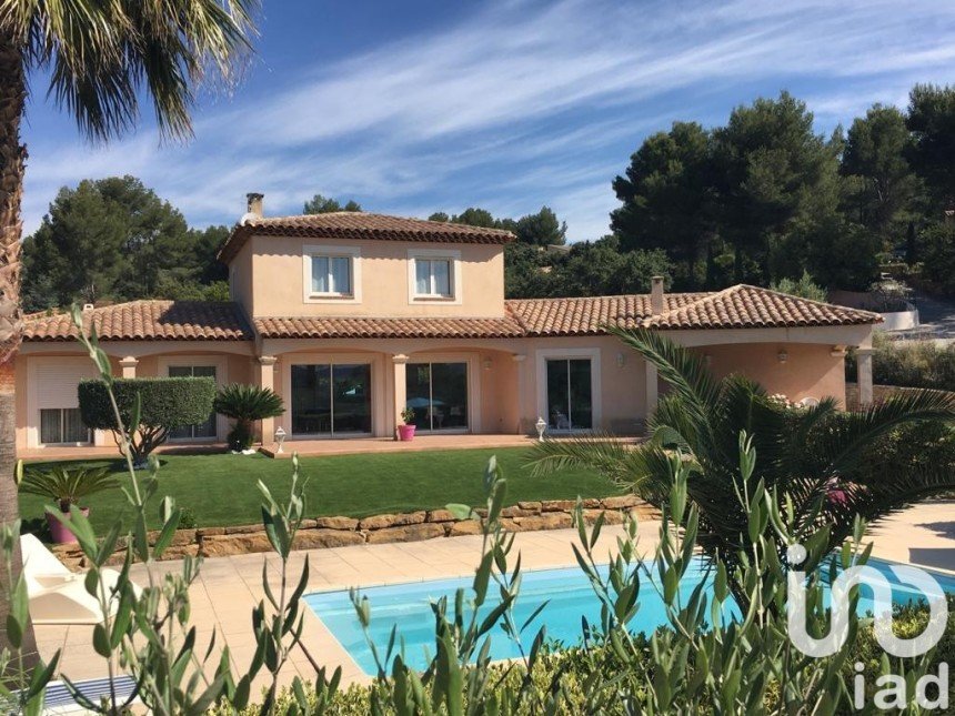 House 6 rooms of 140 m² in La Cadière-d'Azur (83740)