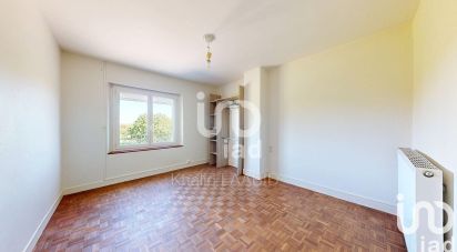Building in Moissac (82200) of 230 m²