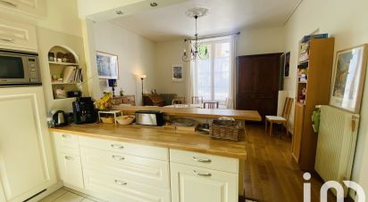 Maison 9 pièces de 177 m² à Poitiers (86000)