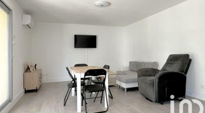 Apartment 3 rooms of 62 m² in Hyères (83400)