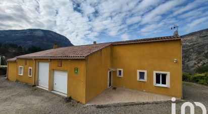 Maison 8 pièces de 204 m² à Rémuzat (26510)