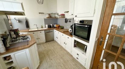 Apartment 5 rooms of 80 m² in Orléans (45000)