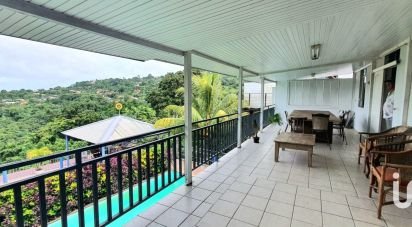 Maison 15 pièces de 296 m² à Sainte-Luce (97228)