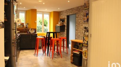 House 6 rooms of 132 m² in Langogne (48300)