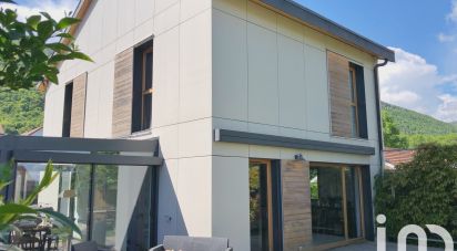 Maison 7 pièces de 177 m² à Échenevex (01170)