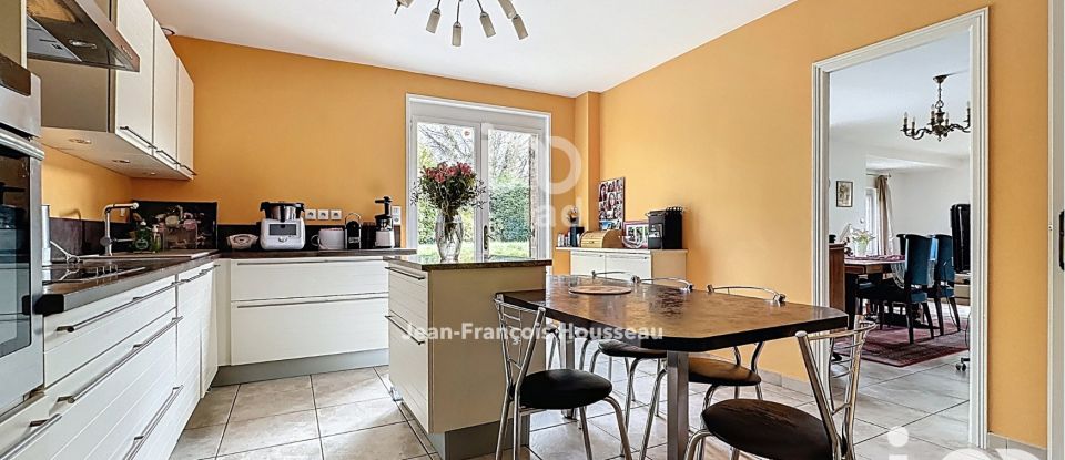 Maison 5 pièces de 144 m² à Pont-à-Marcq (59710)