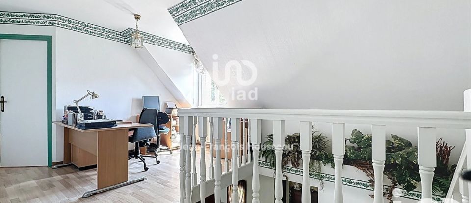 Maison 5 pièces de 144 m² à Pont-à-Marcq (59710)