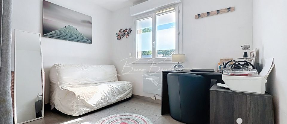 House 5 rooms of 108 m² in Créon (33670)