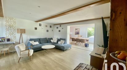 Maison 7 pièces de 151 m² à Attiches (59551)