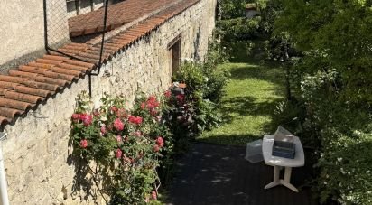 Maison 5 pièces de 118 m² à Bordeaux (33800)