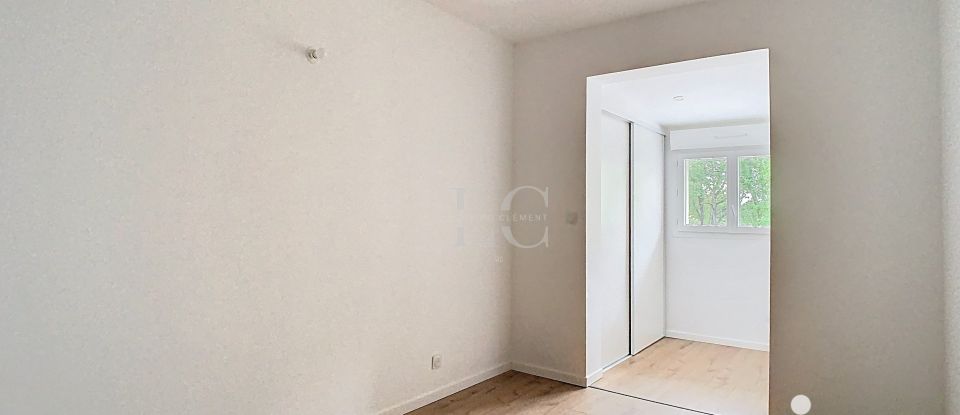 House 5 rooms of 121 m² in Bruguières (31150)