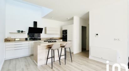 Maison 4 pièces de 102 m² à Croix (59170)