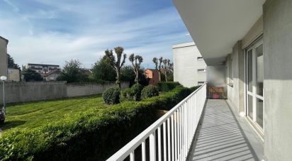 Apartment 4 rooms of 72 m² in Noisy-le-Grand (93160)