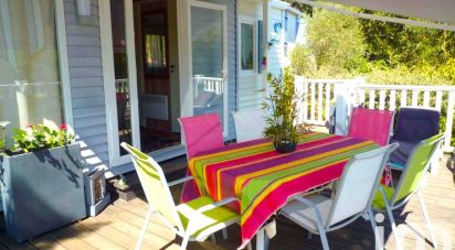 Leisure land of 200 m² in - (83700)