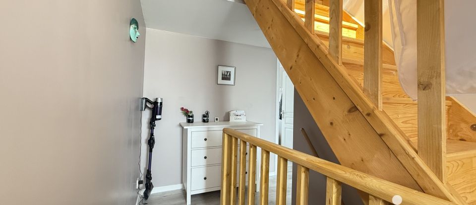 Traditional house 4 rooms of 141 m² in Somain (59490)