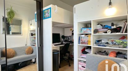 Appartement 3 pièces de 49 m² à Bois-Colombes (92270)