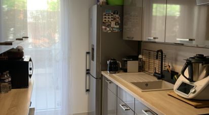 Apartment 3 rooms of 66 m² in Bondy (93140)