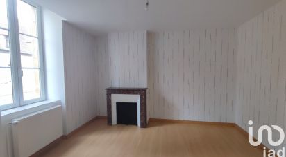 Immeuble de 139 m² à Villeneuve-sur-Allier (03460)