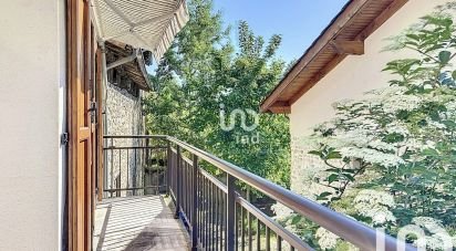 Duplex 5 rooms of 108 m² in Le Touvet (38660)