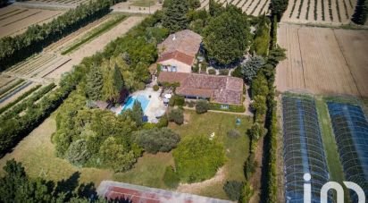 Mas 16 rooms of 584 m² in Robion (84440)