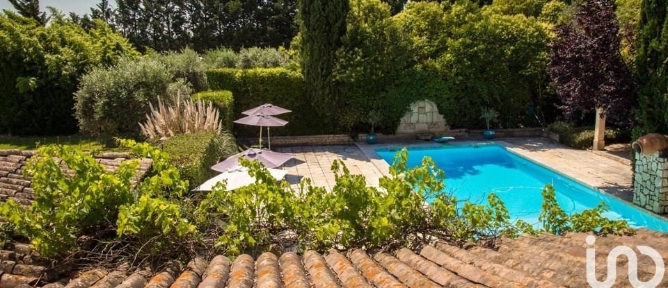 Mas 16 rooms of 584 m² in Robion (84440)