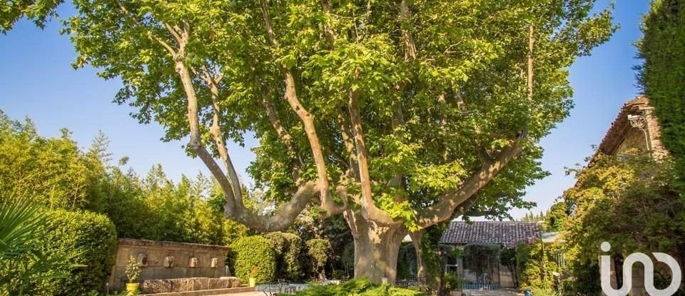 Mas 16 rooms of 584 m² in Robion (84440)