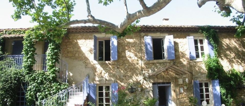 Mas 16 rooms of 584 m² in Robion (84440)